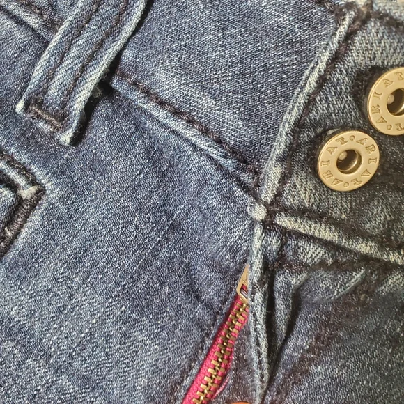 Ariat Denim Ella Trouser Wide Leg Jeans In Bluebell Stretch Denim - Picture 4 of 16